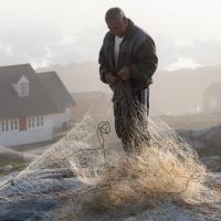 La pêche et la chasse sont essentiels pour les habitants du village de Tinitikilac - côte est du Groenland