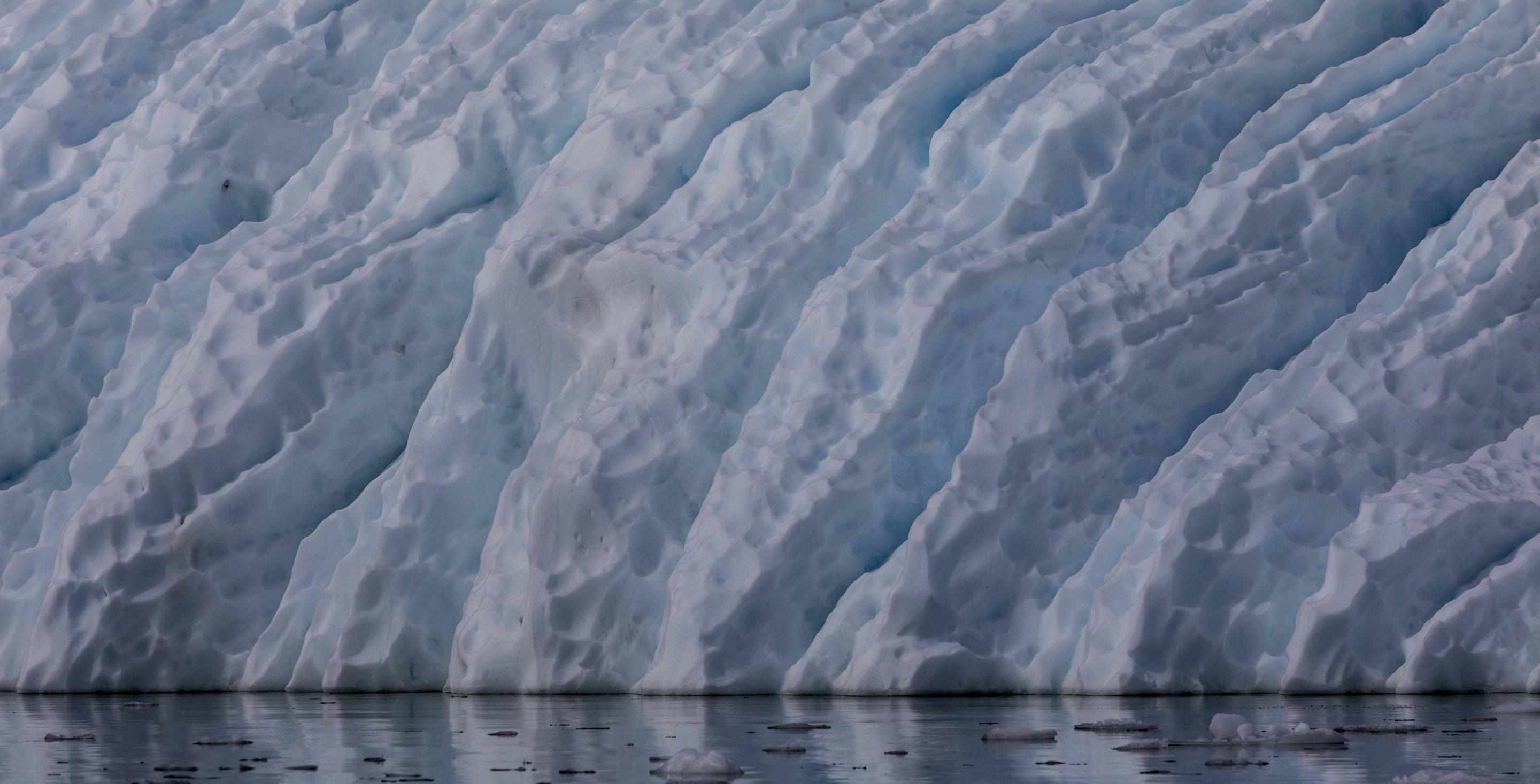 Glace d'iceberg - Canal Lemaire - Péninsule Antarctique